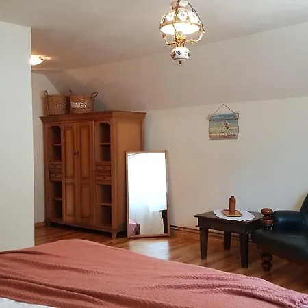 Sura Lu' Vasile. Bed & Breakfast *