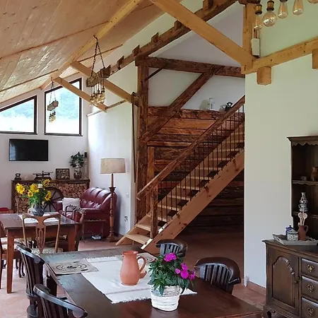Bed & Breakfast Sura Lu' Vasile. Crivina (Brasov)